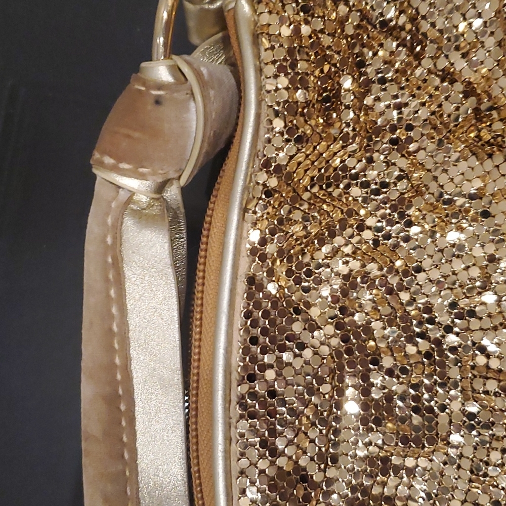Handbag - Picture 3 of 5